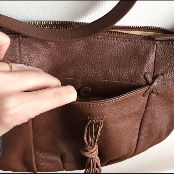 Lucky Brand 🍀 Leather Crossbody bag - Picture 5 of 7